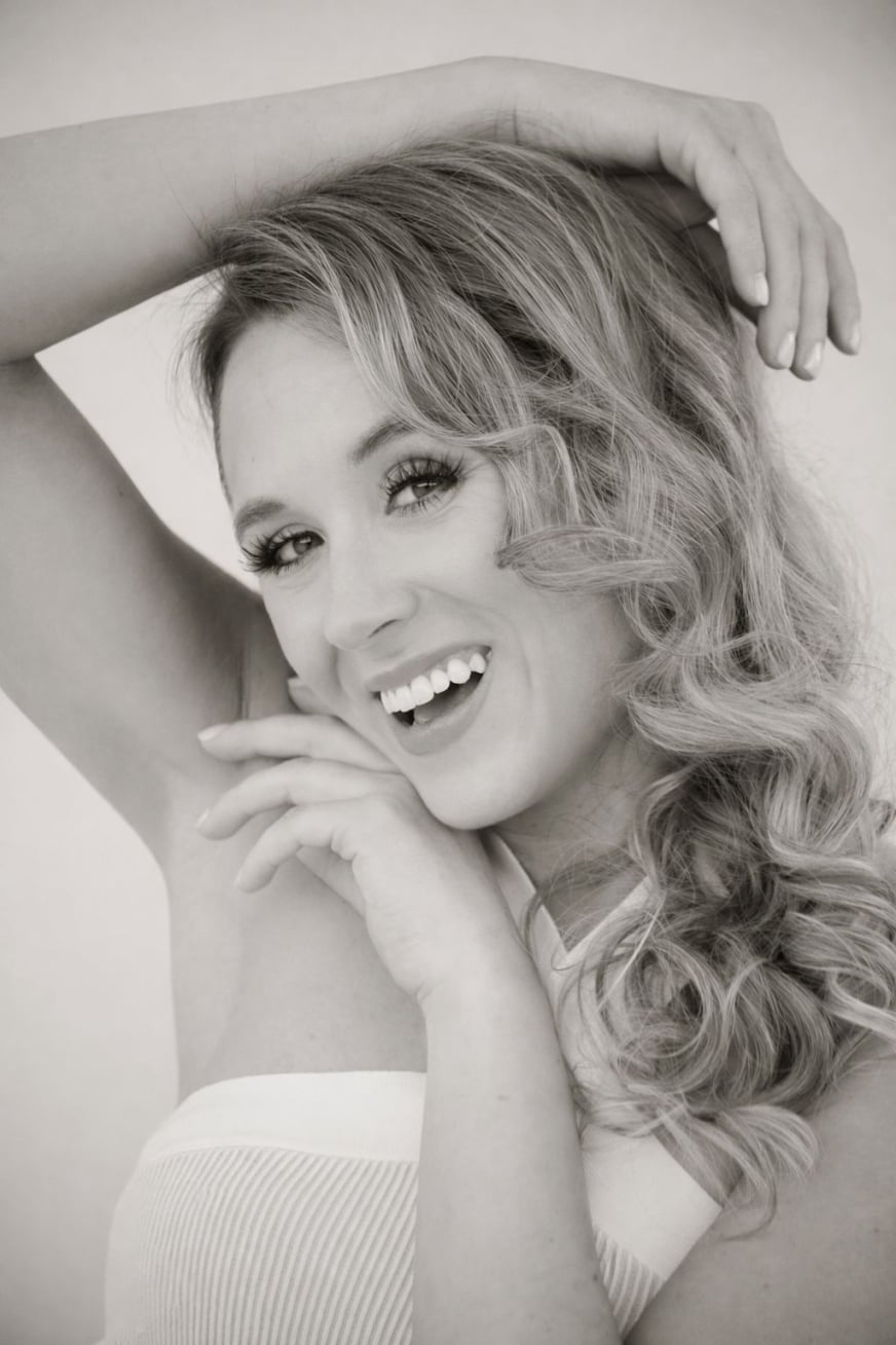 Lauren Carroll - Head Shot 2026